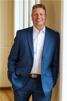 Aaron Jones, real-estate agent