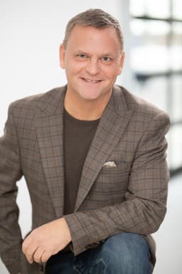 Brian Wagner, real-estate agent