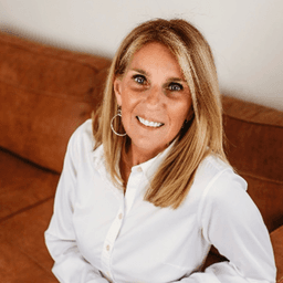 Cherie Burke, real-estate agent
