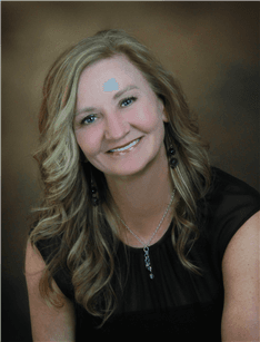 Jenny Cisewski, real-estate agent