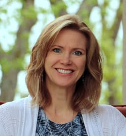 Marisa Nybo, real-estate agent