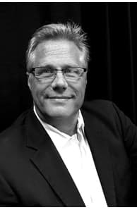Tom Sommers, real-estate agent